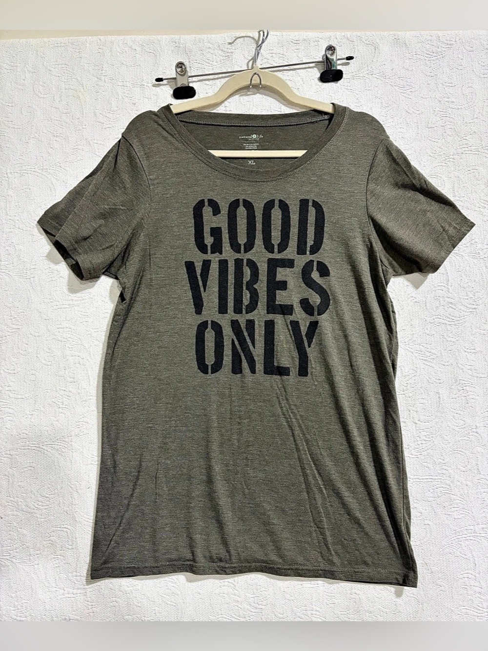 Natural Life Good Vibes Only Graphic Tee Green XL